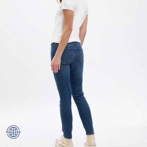 NWT GAP Mid Rise Favorite Ankle Jeggings with Washwell Color: Dark Indigo Blue - Picture 2 of 7